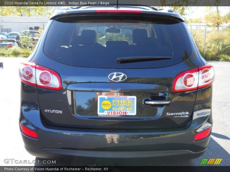 Indigo Blue Pearl / Beige 2010 Hyundai Santa Fe Limited 4WD