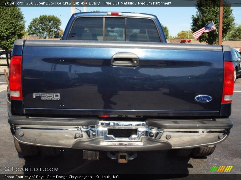 True Blue Metallic / Medium Parchment 2004 Ford F350 Super Duty FX4 Crew Cab 4x4 Dually