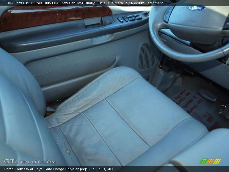True Blue Metallic / Medium Parchment 2004 Ford F350 Super Duty FX4 Crew Cab 4x4 Dually