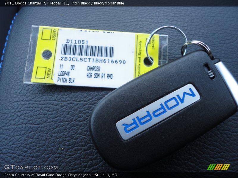 Keys of 2011 Charger R/T Mopar '11