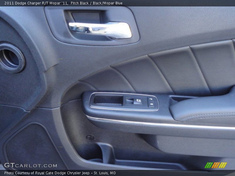 Pitch Black / Black/Mopar Blue 2011 Dodge Charger R/T Mopar '11