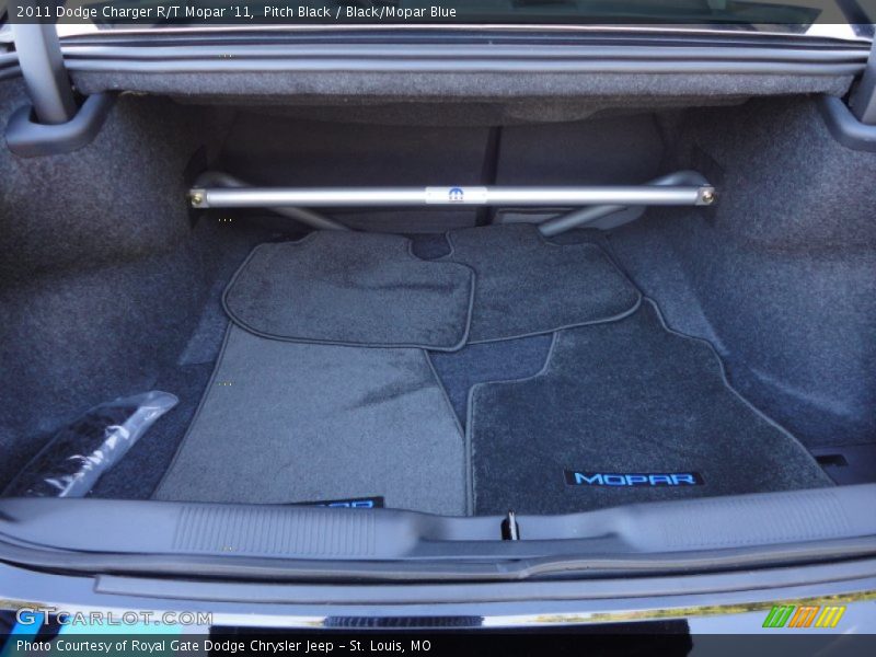  2011 Charger R/T Mopar '11 Trunk