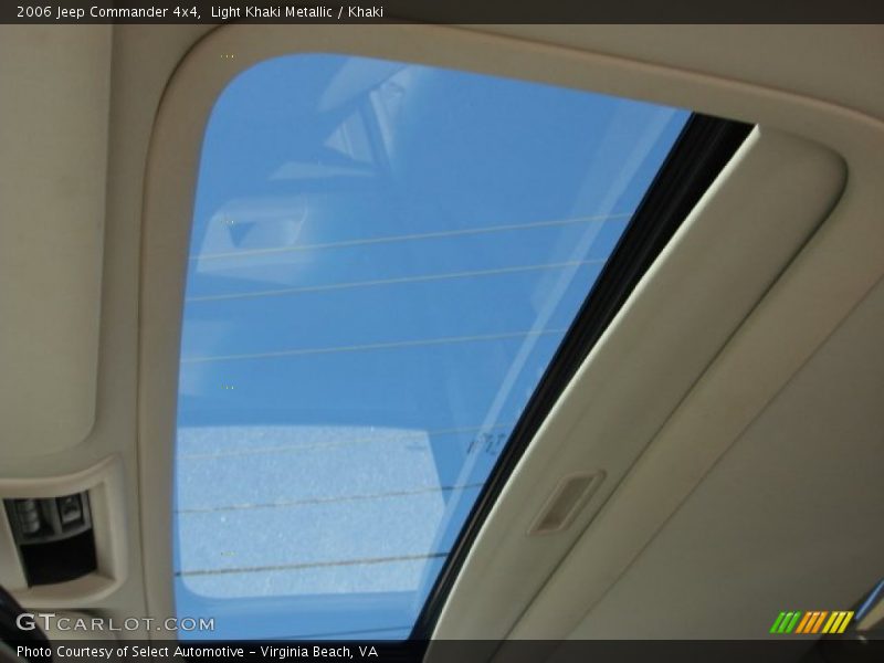 Light Khaki Metallic / Khaki 2006 Jeep Commander 4x4