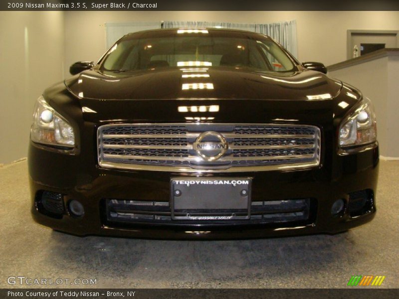 Super Black / Charcoal 2009 Nissan Maxima 3.5 S