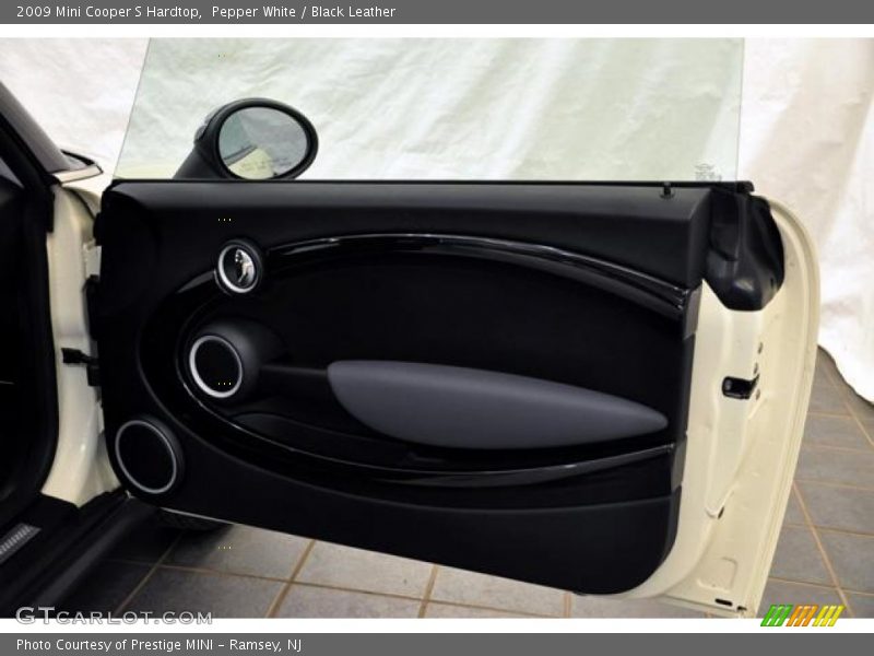 Pepper White / Black Leather 2009 Mini Cooper S Hardtop