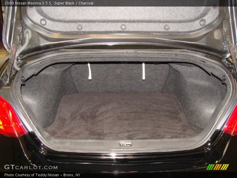 Super Black / Charcoal 2009 Nissan Maxima 3.5 S