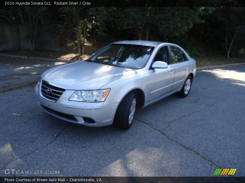 Radiant Silver / Gray 2010 Hyundai Sonata GLS
