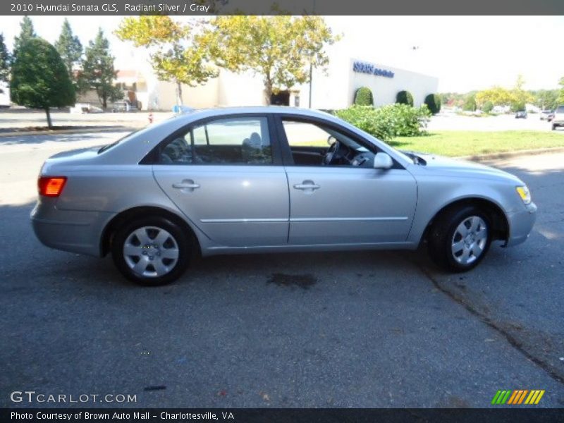 Radiant Silver / Gray 2010 Hyundai Sonata GLS