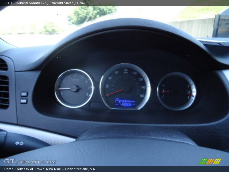 Radiant Silver / Gray 2010 Hyundai Sonata GLS