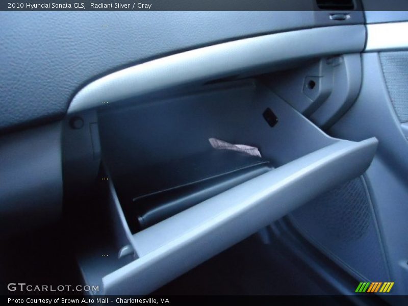 Radiant Silver / Gray 2010 Hyundai Sonata GLS