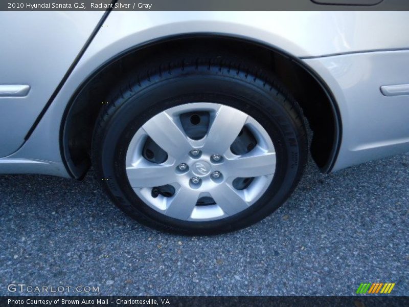 Radiant Silver / Gray 2010 Hyundai Sonata GLS