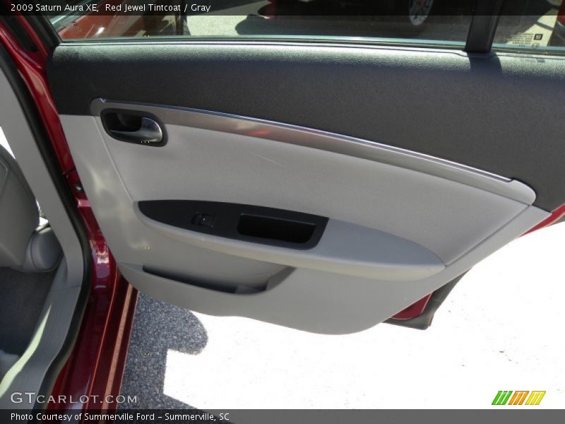 Red Jewel Tintcoat / Gray 2009 Saturn Aura XE