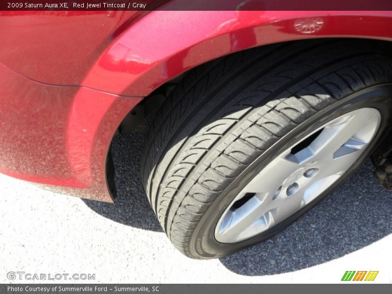 Red Jewel Tintcoat / Gray 2009 Saturn Aura XE