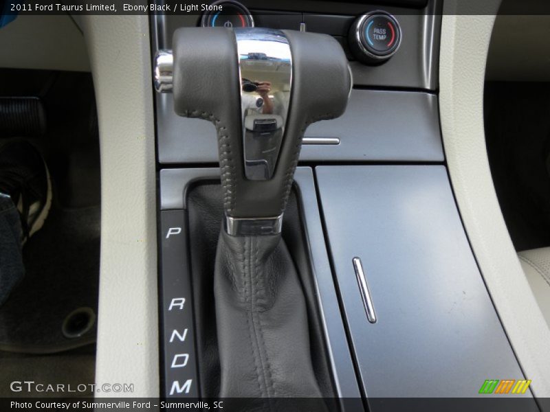 Ebony Black / Light Stone 2011 Ford Taurus Limited