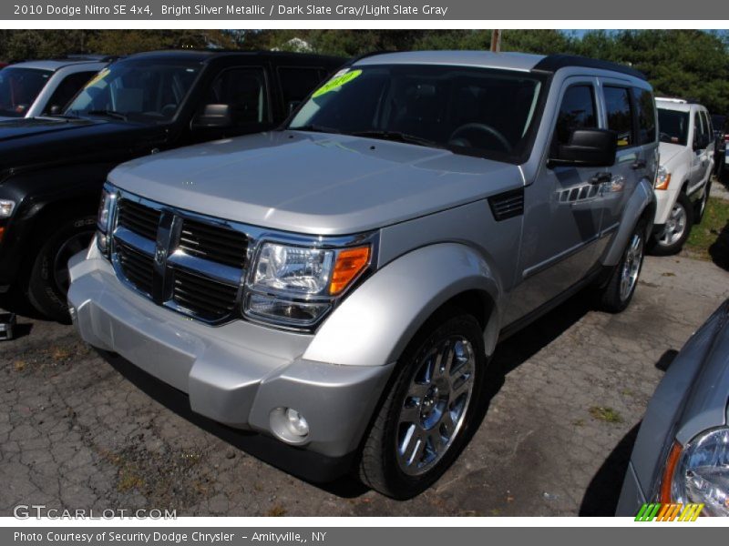 Bright Silver Metallic / Dark Slate Gray/Light Slate Gray 2010 Dodge Nitro SE 4x4