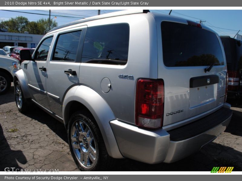 Bright Silver Metallic / Dark Slate Gray/Light Slate Gray 2010 Dodge Nitro SE 4x4