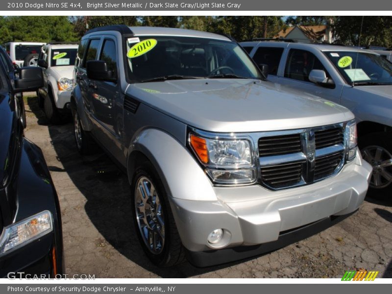 Bright Silver Metallic / Dark Slate Gray/Light Slate Gray 2010 Dodge Nitro SE 4x4