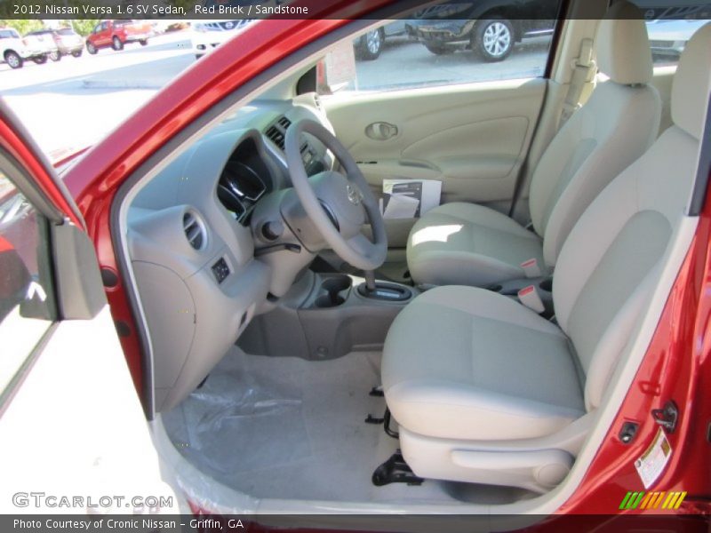  2012 Versa 1.6 SV Sedan Sandstone Interior