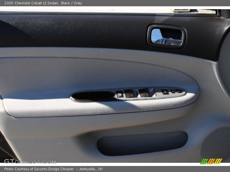 Black / Gray 2005 Chevrolet Cobalt LS Sedan