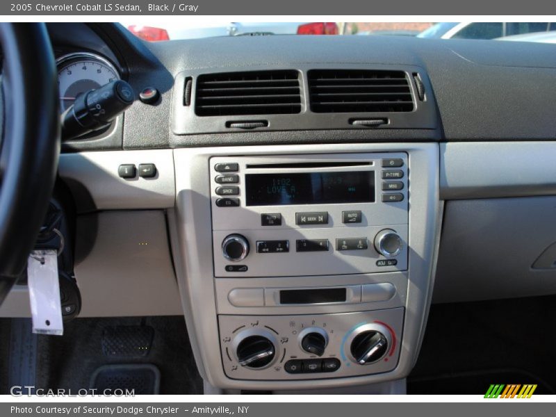 Black / Gray 2005 Chevrolet Cobalt LS Sedan
