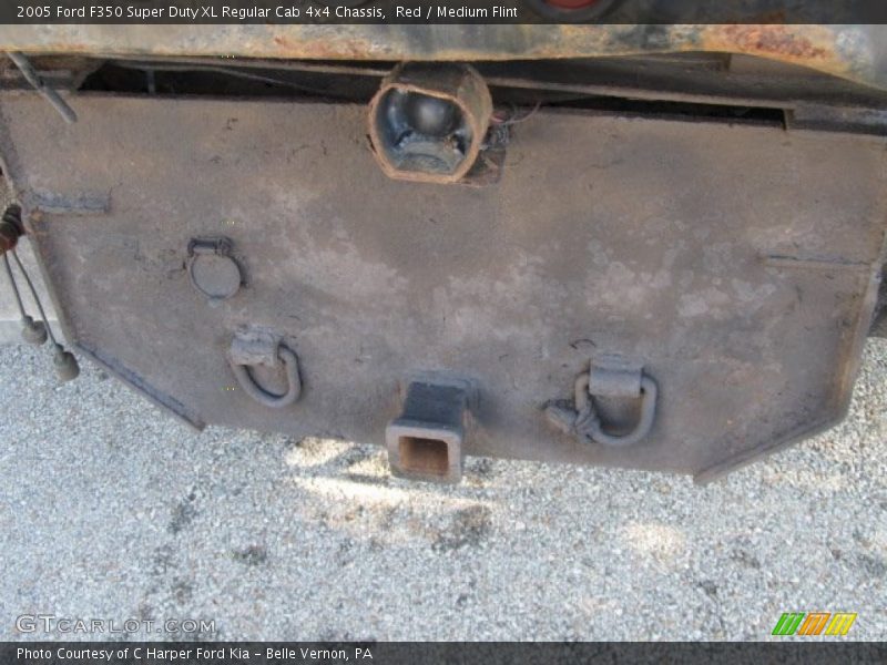 Red / Medium Flint 2005 Ford F350 Super Duty XL Regular Cab 4x4 Chassis