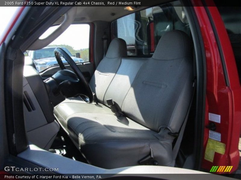 Red / Medium Flint 2005 Ford F350 Super Duty XL Regular Cab 4x4 Chassis