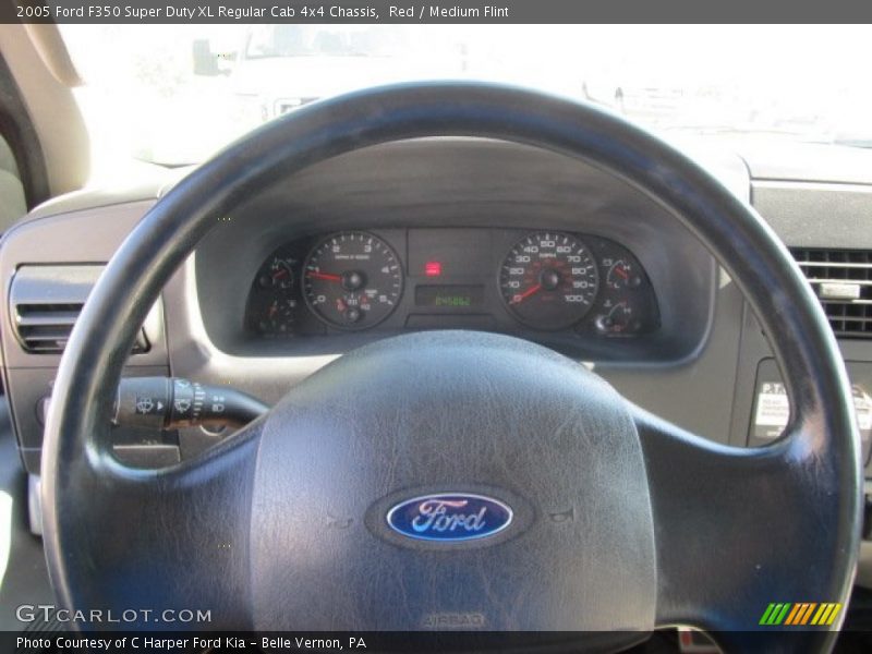 Red / Medium Flint 2005 Ford F350 Super Duty XL Regular Cab 4x4 Chassis