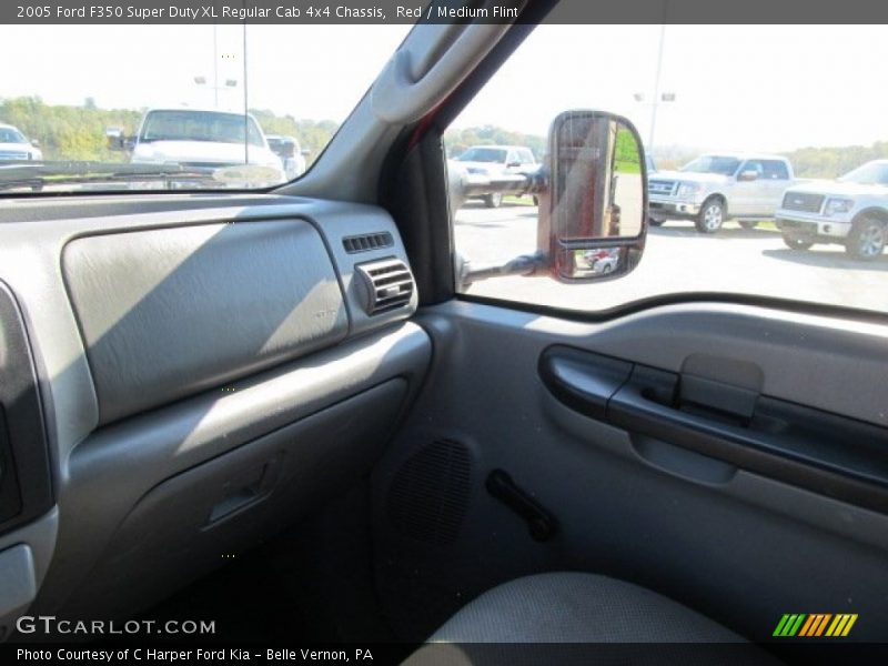 Red / Medium Flint 2005 Ford F350 Super Duty XL Regular Cab 4x4 Chassis