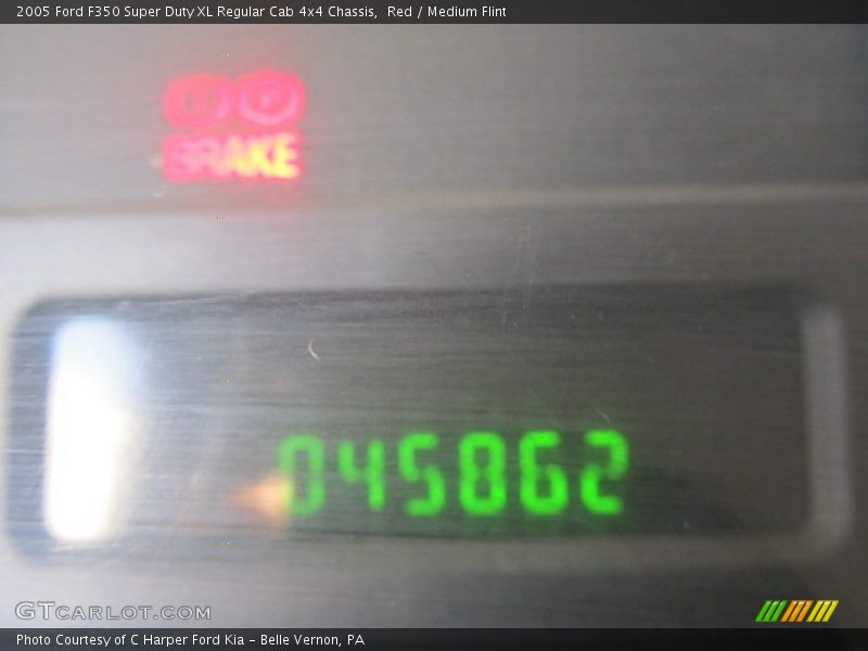 Red / Medium Flint 2005 Ford F350 Super Duty XL Regular Cab 4x4 Chassis