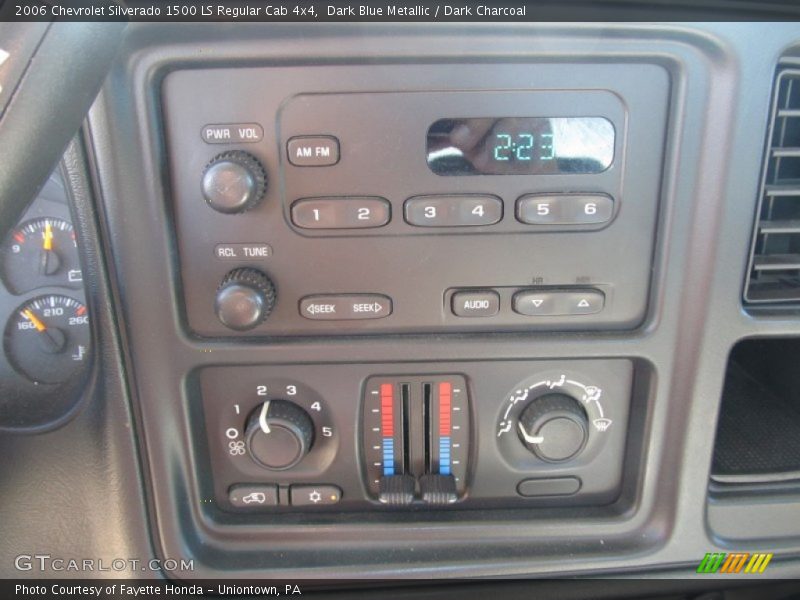 Audio System of 2006 Silverado 1500 LS Regular Cab 4x4