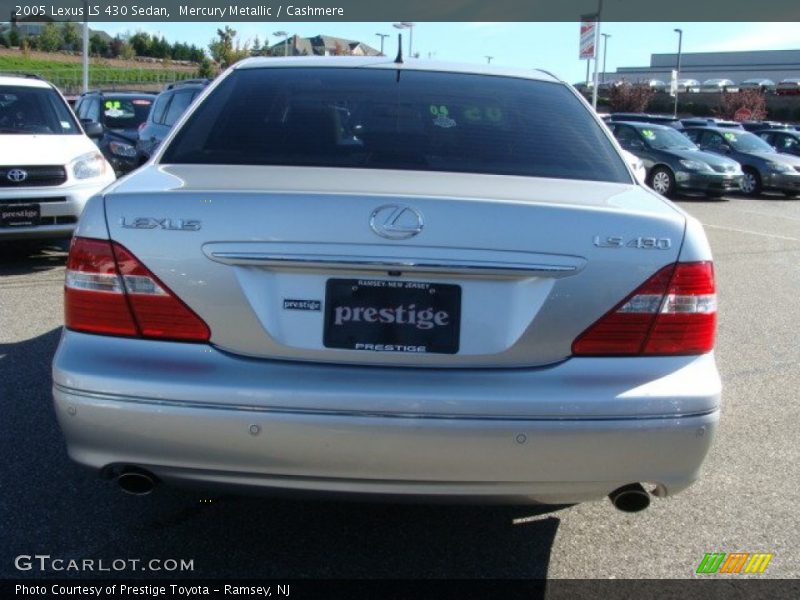 Mercury Metallic / Cashmere 2005 Lexus LS 430 Sedan