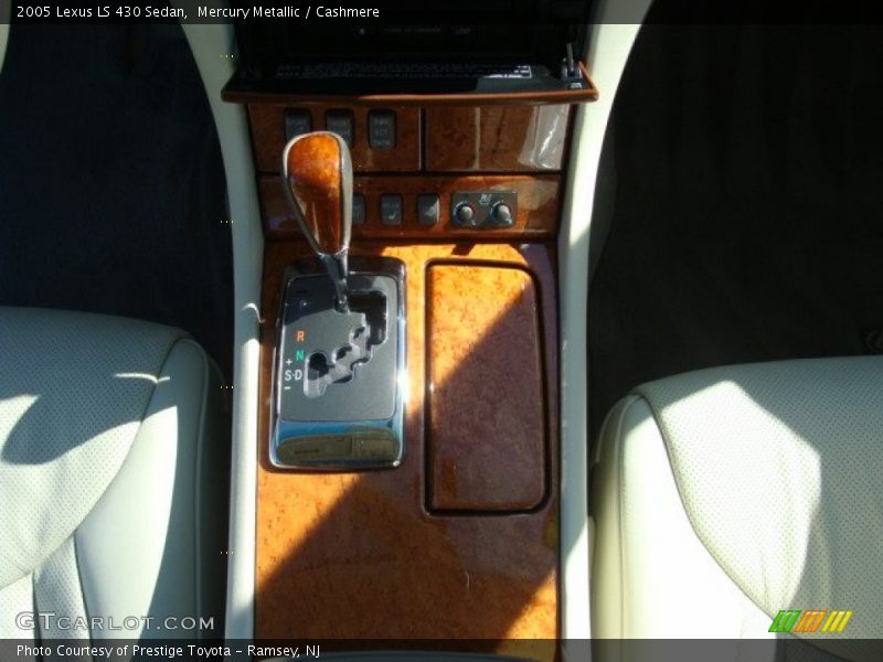 Mercury Metallic / Cashmere 2005 Lexus LS 430 Sedan