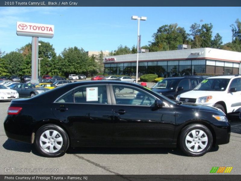 Black / Ash Gray 2010 Toyota Camry LE