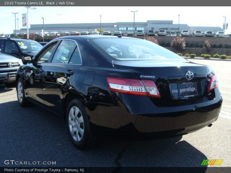 Black / Ash Gray 2010 Toyota Camry LE