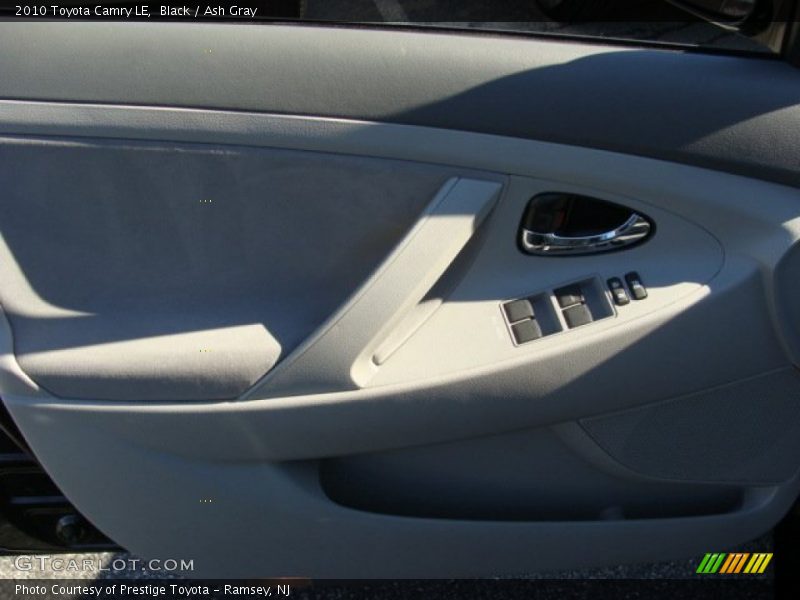 Black / Ash Gray 2010 Toyota Camry LE