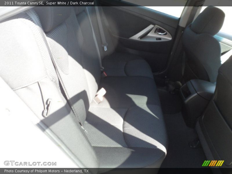 Super White / Dark Charcoal 2011 Toyota Camry SE