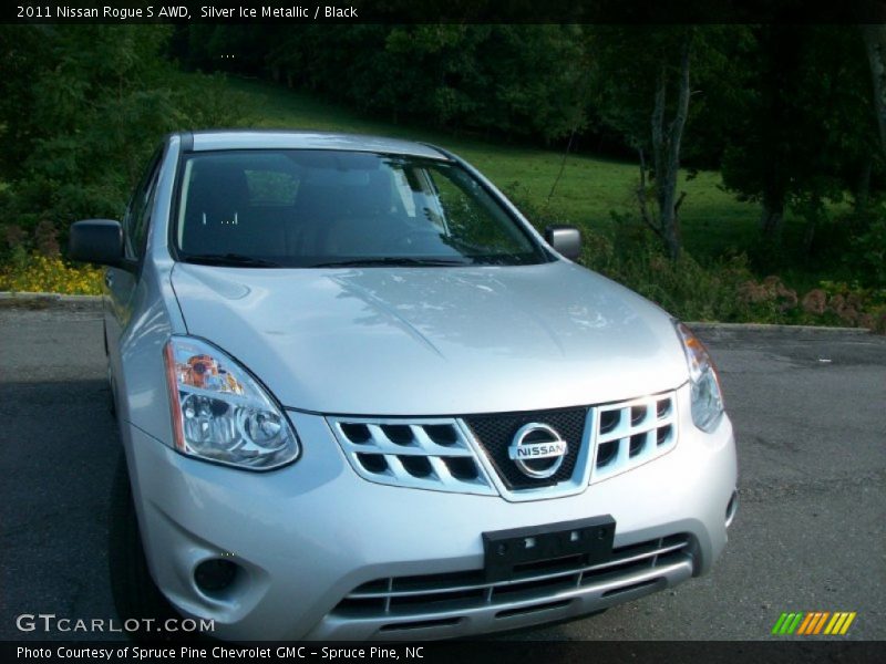 Silver Ice Metallic / Black 2011 Nissan Rogue S AWD