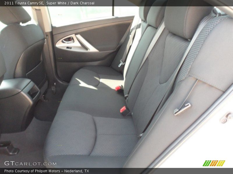 Super White / Dark Charcoal 2011 Toyota Camry SE