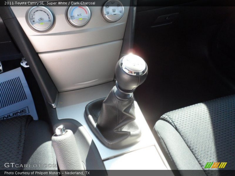  2011 Camry SE 6 Speed Manual Shifter