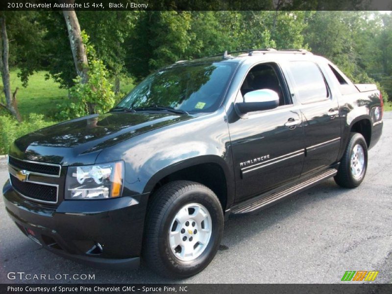 Black / Ebony 2010 Chevrolet Avalanche LS 4x4