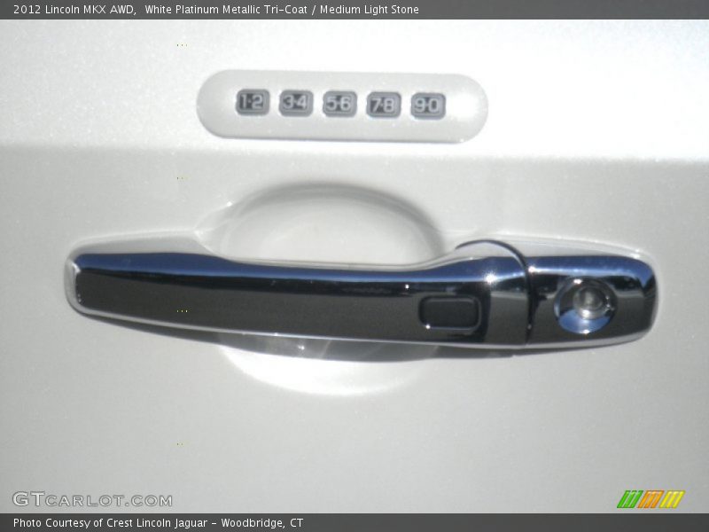 White Platinum Metallic Tri-Coat / Medium Light Stone 2012 Lincoln MKX AWD