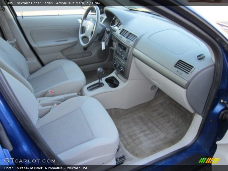 Arrival Blue Metallic / Gray 2005 Chevrolet Cobalt Sedan