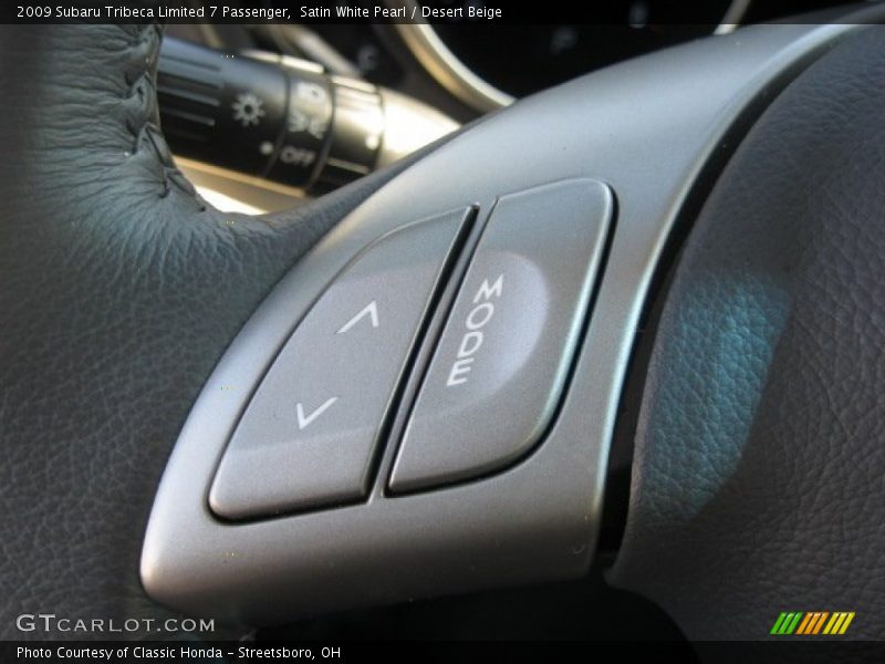 Controls of 2009 Tribeca Limited 7 Passenger