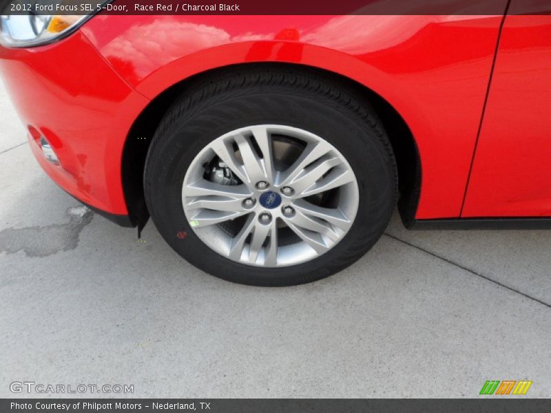  2012 Focus SEL 5-Door Wheel