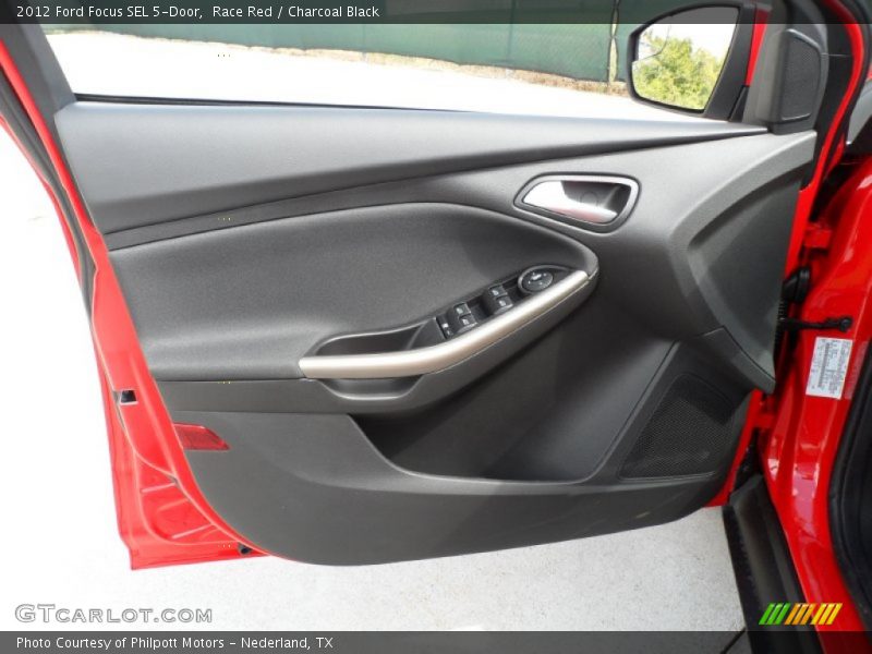 Door Panel of 2012 Focus SEL 5-Door