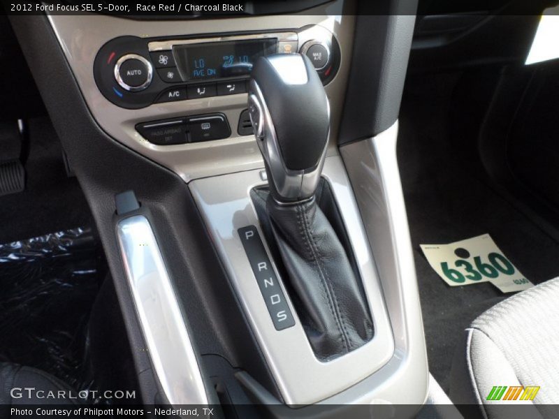  2012 Focus SEL 5-Door 6 Speed PowerShift Automatic Shifter