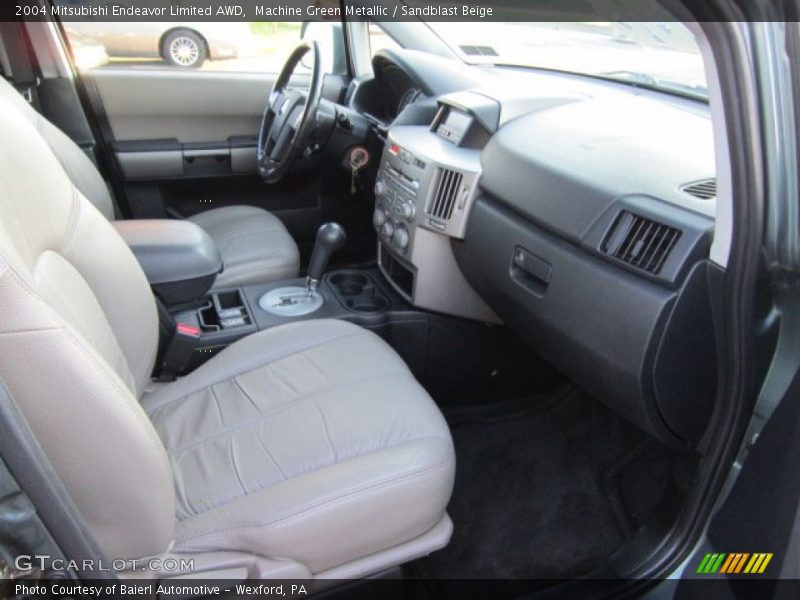 Machine Green Metallic / Sandblast Beige 2004 Mitsubishi Endeavor Limited AWD