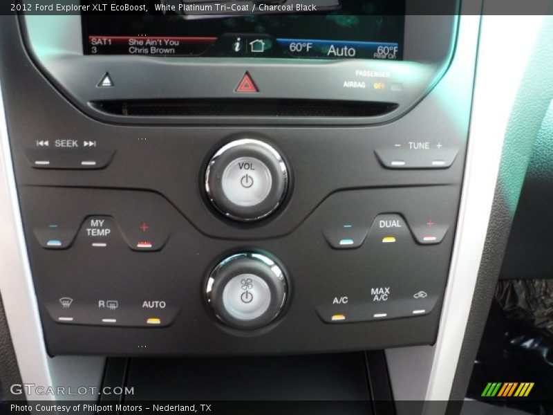 White Platinum Tri-Coat / Charcoal Black 2012 Ford Explorer XLT EcoBoost