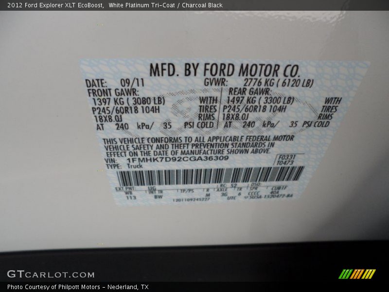 White Platinum Tri-Coat / Charcoal Black 2012 Ford Explorer XLT EcoBoost