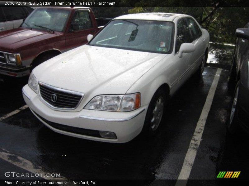 Premium White Pearl / Parchment 2000 Acura RL 3.5 Sedan